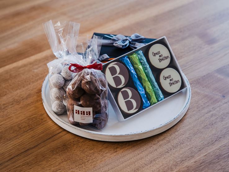 BBB-114.jpg BBB-114.jpg