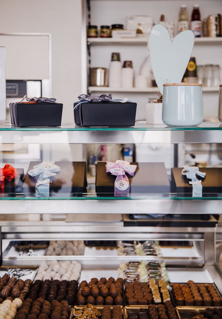 BBB-104.jpg BBB-104.jpg